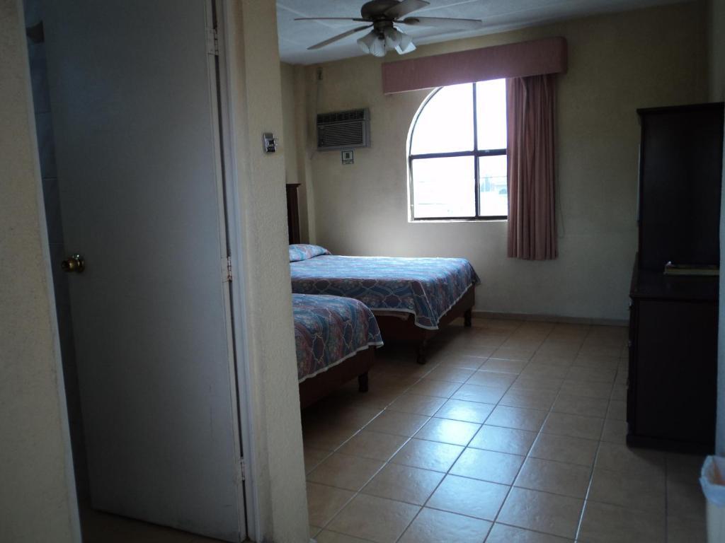 Hotel Mario'S Inn Ramos Arizpe Phòng bức ảnh